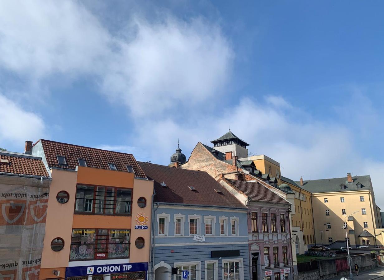 Penzion Deloris Trenčín Buitenkant foto